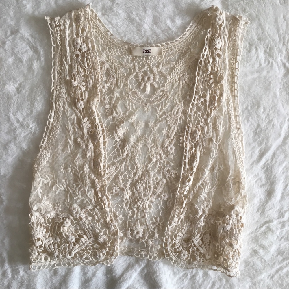 ✨cream lace boho vest